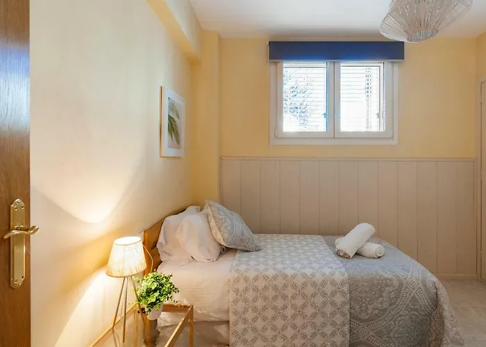 Sitges Holiday Apartment דירה