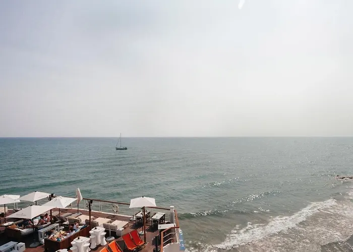 Sitges Holiday Apartment דירה סיטגס