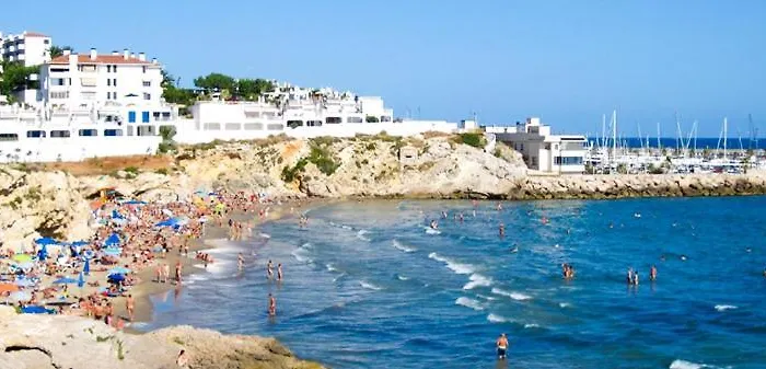 Sitges Holiday Apartment *