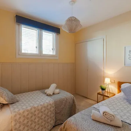 Апартаменти Sitges Holiday Apartment Сіджас